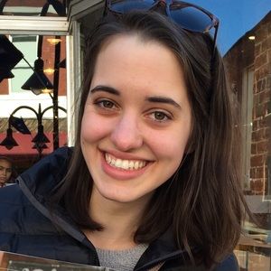 Meet your Posher, Caroline